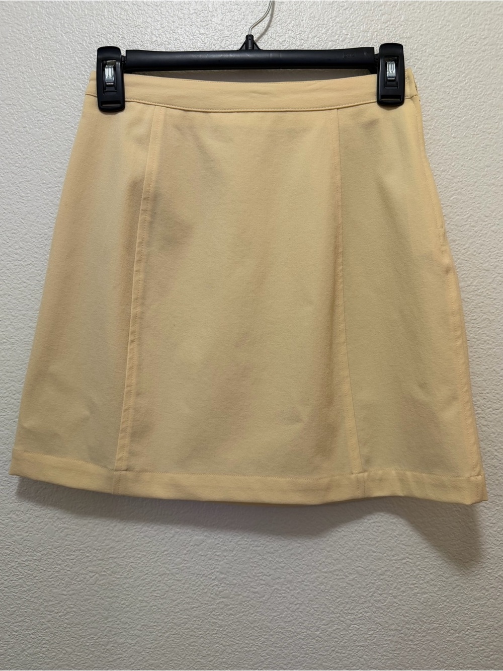 Variazioni pale yellow classic A Line mini skirt, lined, vintage